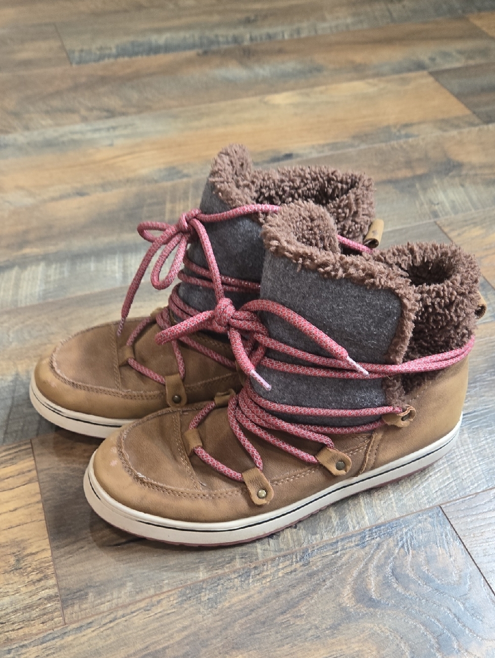 Maurices Women's Brown Faux-Fur Lined Winter Boots with Pink Laces